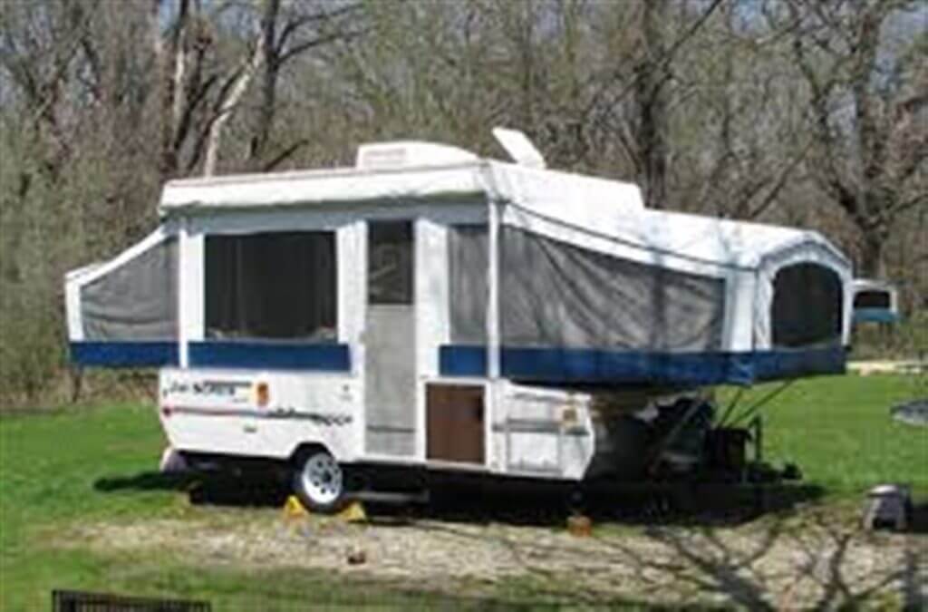 Michigan Court rules that recreational use of a camper violates deed restrictions
